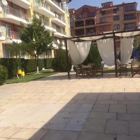 Sanny Garden Sluneční pobřeží